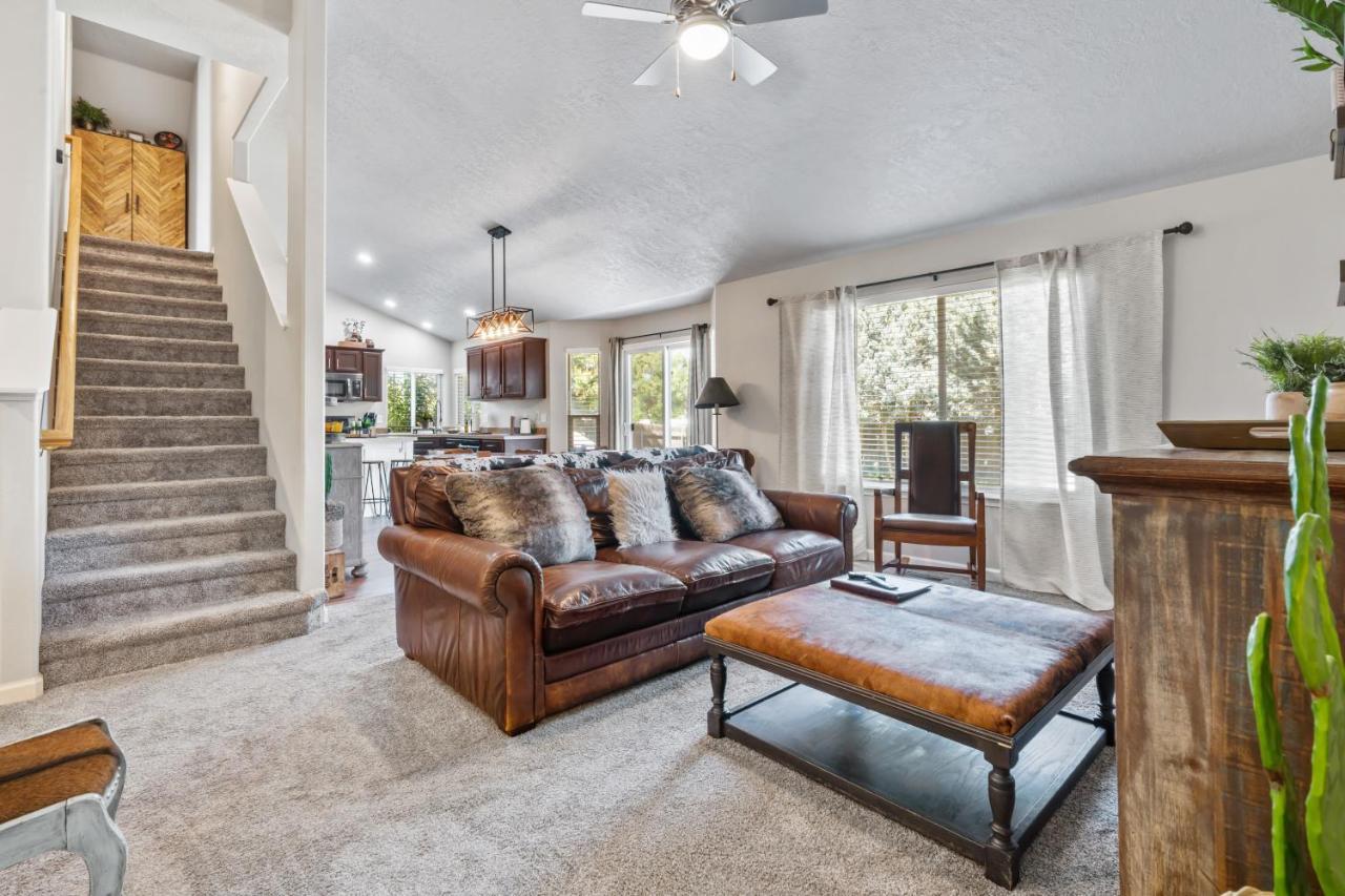 Southwestern Style 4 Bedroom Nampa Home Sleeps 16! Exterior photo