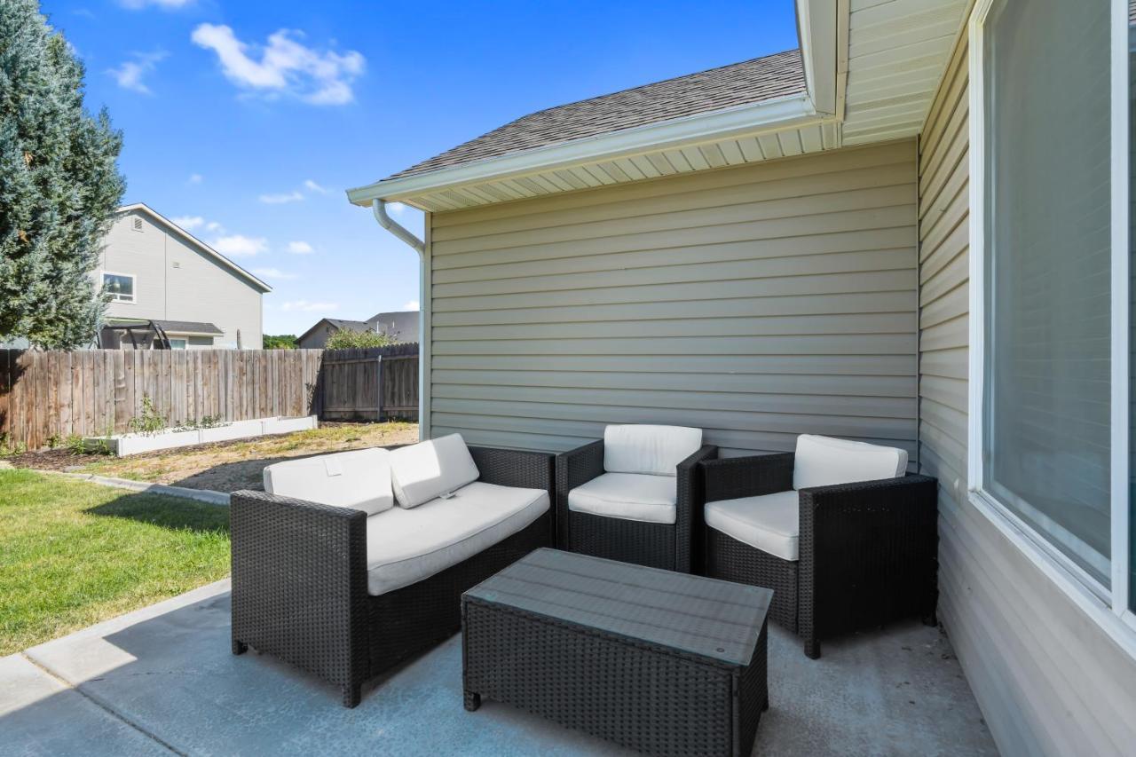 Southwestern Style 4 Bedroom Nampa Home Sleeps 16! Exterior photo