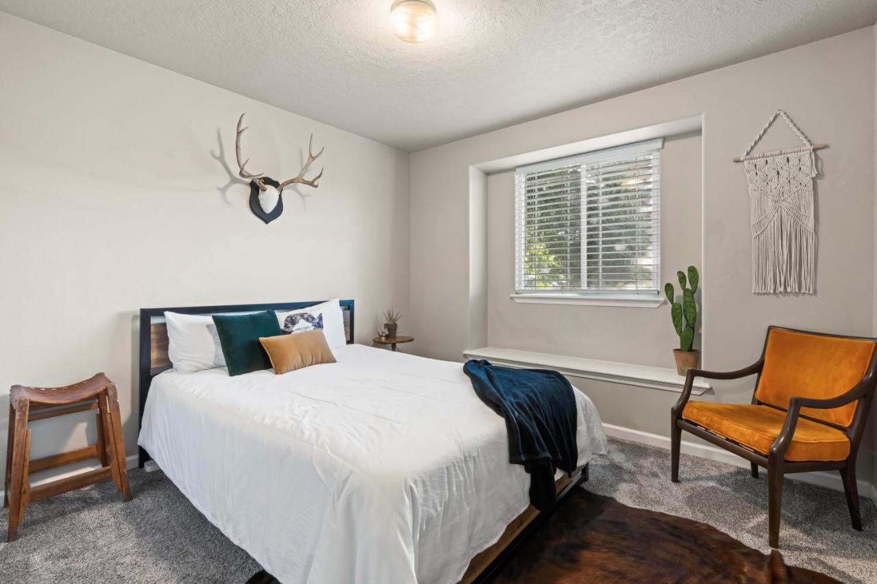 Southwestern Style 4 Bedroom Nampa Home Sleeps 16! Exterior photo